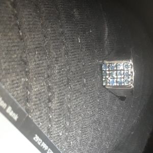 Blue diamonds white gold vintage